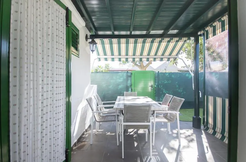 Charming Bungalow With Private Garden Maspalomas  Ferienhaus